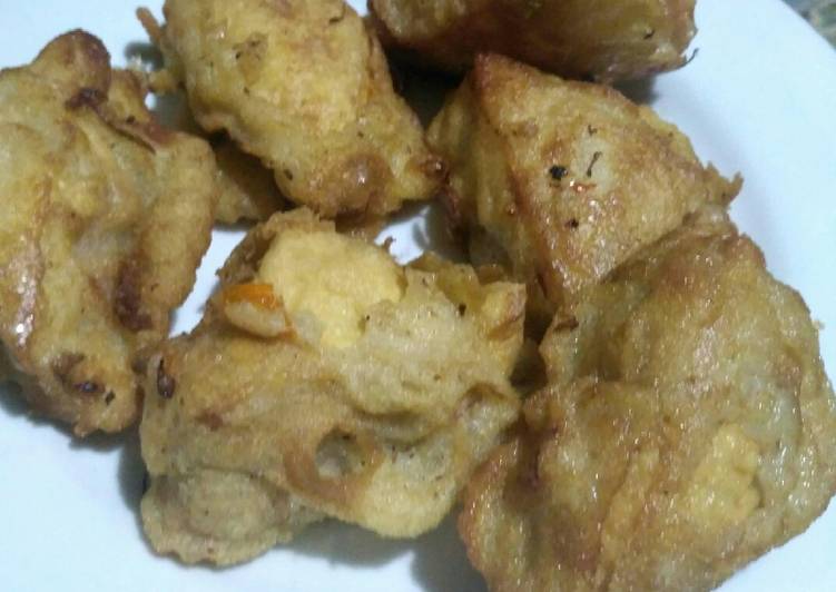Tahu isi sayuran (pedas)