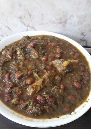عکسی از دستور قرمه سبزی جا افتاده