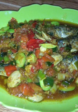 Foto resep Ikan keranjang tumis pete