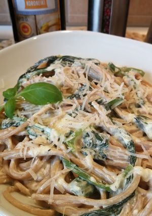 Medvehagymás mozarellás fitt spagetti recept fotója