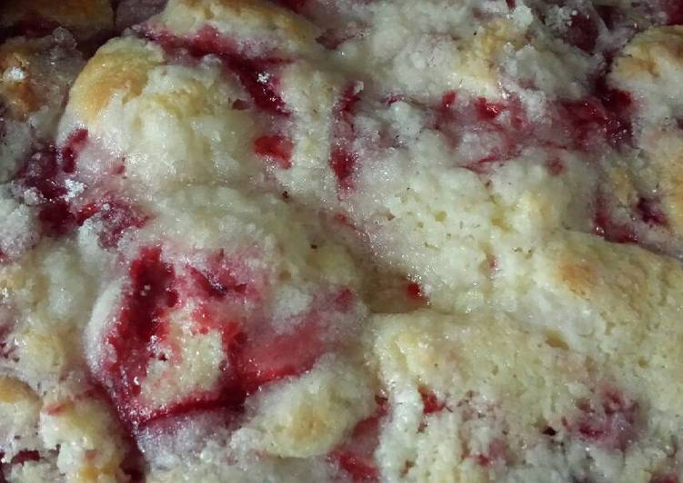 Simple Way to Prepare Homemade Strawberry Buttermilk Coffee Cake