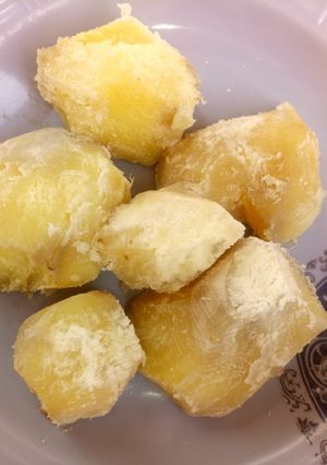 A picture of Cooked sweet potato.