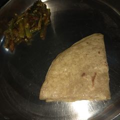 A picture of Do Padi Ya Rumali Roti.