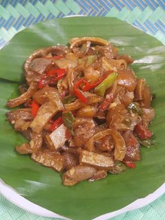 Foto resep Tumis kikil sapi dan kerupuk rambak