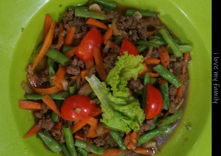 Cara Gampang mengolah Tumis sayur tabur daging giling, Lezat Sekali