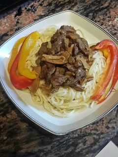 صورة لوصفة مكرونه وايت صوص بالشاورمه