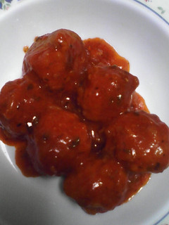 Una foto de Albóndigas con salsa de tomate a mi manera