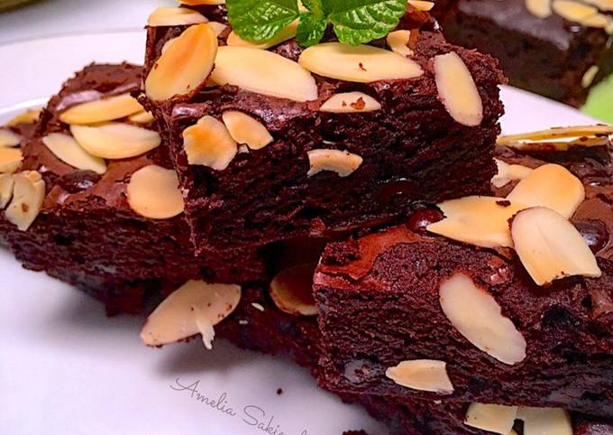 Triple Fudgy Brownies