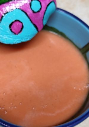 Una foto de Crema fría de tomate