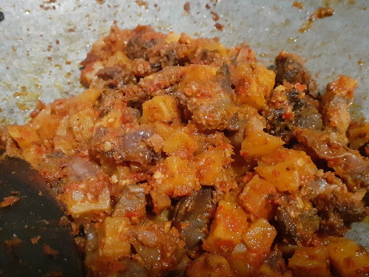 Langkah Mudah untuk Membikin Resep Sambal ati kentang yang Lezat Sekali Anti Ribet, Mantap