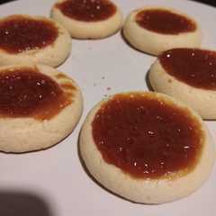 Una foto de Ojitos de dulce de leche o el dulce que te guste más.... 🤗
