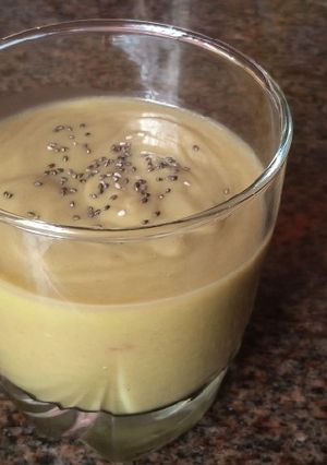 A picture of Avocado banana smoothie.