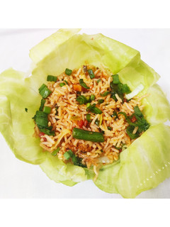 शेजवान फ्राइड राइस (schezwan fried rice recipe in hindi) रेसिपी मुख्य फोटो