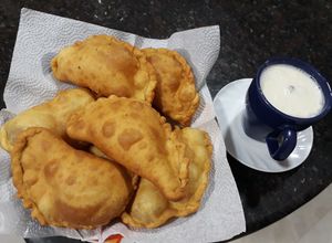 Una foto de Empanadas de viento 🥐🥐🥐