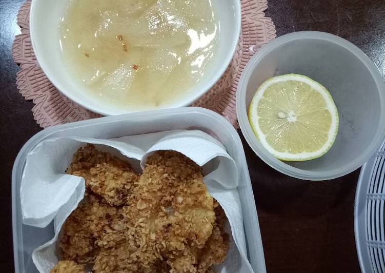 Langkah Mudah untuk Menyiapkan Dori goreng oat with lemon sauce 🍋 yang Lezat Sekali