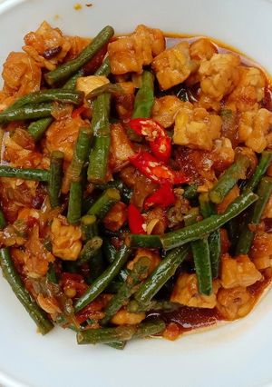 Foto resep Oseng Kacang Panjang dan Tempe