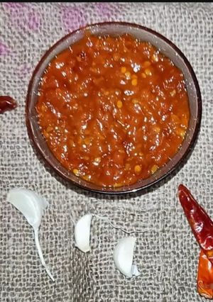 शेजवान चटनी (schezwan chutney recipe in Hindi) रेसिपी मुख्य फोटो