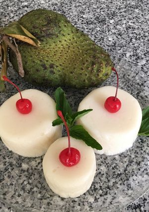 A picture of Soursop Mousse.