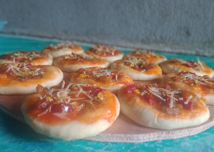 Resep Pizza mini menu bakulan dapur evi | Cara Buat Pizza mini menu bakulan dapur evi Yang Sempurna