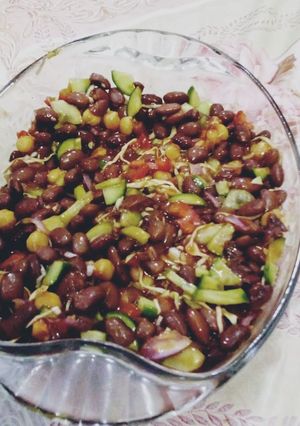 A picture of Rajma salad.