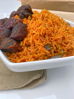 A picture of Smokey party jollof rice.