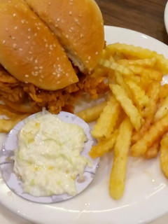 A picture of Crispy chicken Zinger burger.