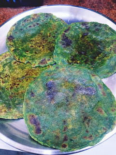 मेथी पराठा (Methi paratha recipe in hindi) रेसिपी मुख्य फोटो