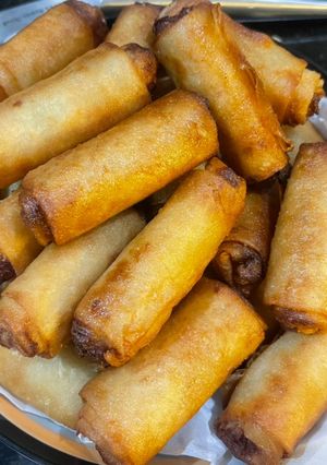 Hình của món Chả giò tôm thịt.