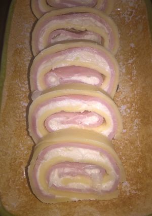 Juhtúrós sajttekercs recept fotója