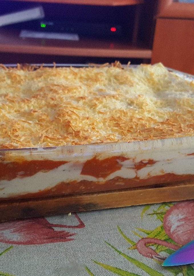 Una foto de Lasaña de carne y champiñones