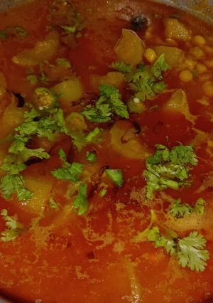 A picture of Chanay ki Dal lauki.