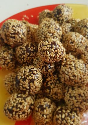 عکسی از دستور خرما ارده با کنجد بو داده👌