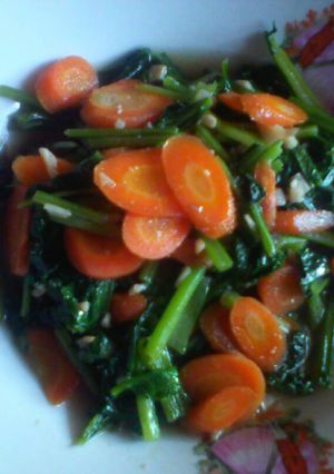 Foto resep Tumis sawo (sawi&wortel)