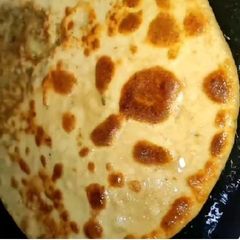 A picture of Aloo Chana Paratha.