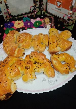 A picture of Cookpad beef mince bread in pateela.