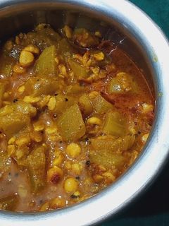 દુધી ચણા નુ શાક (Dudhi Chana Shak Recipe In Gujarati) રેસીપી મુખ્ય ફોટો