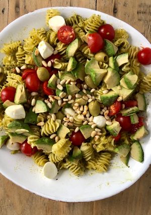 Une photo de Salade de pâtes au pesto