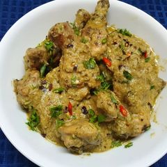A picture of Smoked Chicken Afghani.