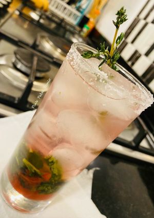 A picture of Pink Petal Gin and Tonic.