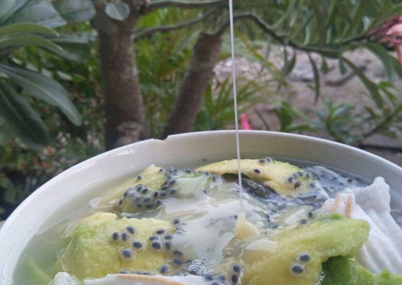 Es Avocado