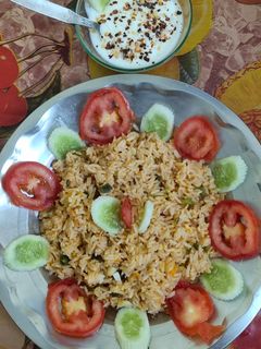 शेजवान फ्राइड राइस (schezwan fried rice recipe in Hindi) रेसिपी मुख्य फोटो