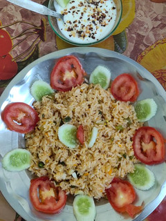 शेजवान फ्राइड राइस (schezwan fried rice recipe in Hindi) रेसिपी मुख्य फोटो