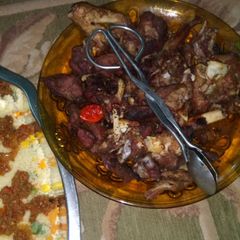 A picture of Soyayyen chicken.