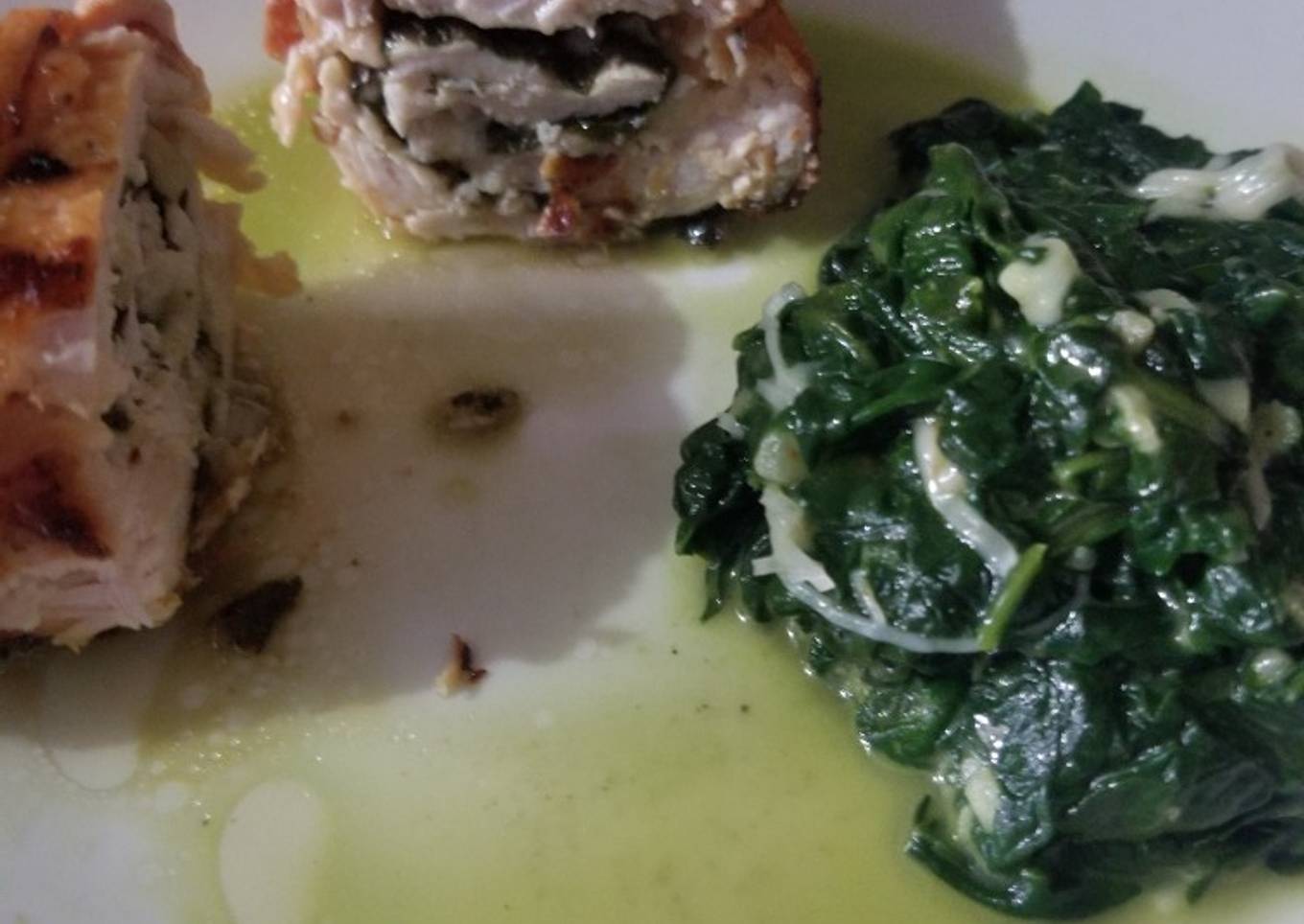 KETO: Pollo relleno de espinacas