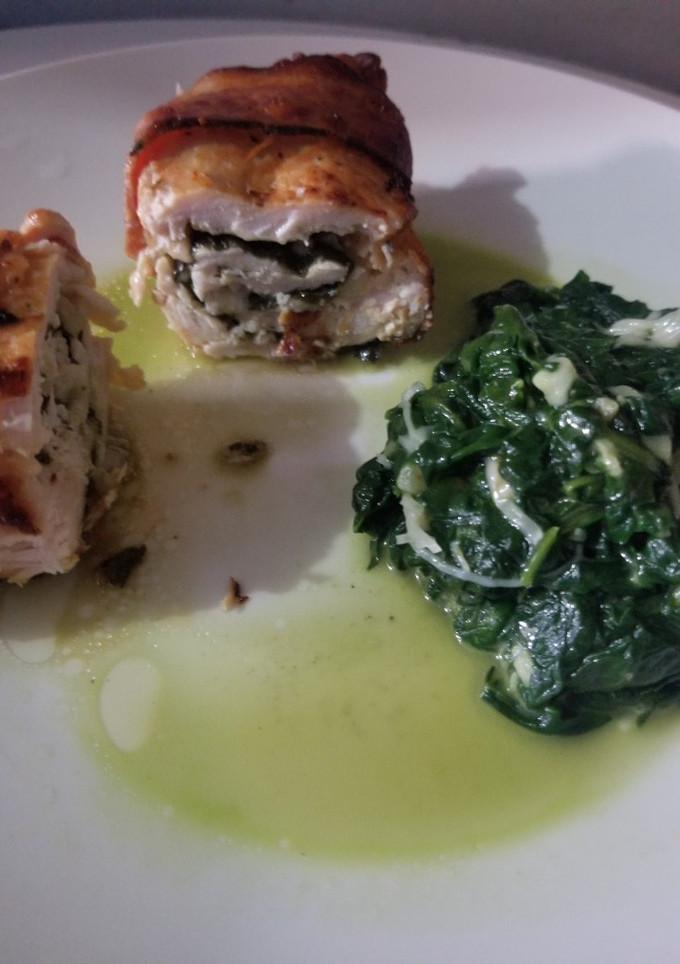 Una foto de KETO: Pollo relleno de espinacas