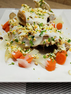 Una foto de Gallina guisada con bechamel receta típica de Galicia