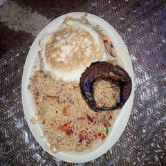 A picture of Fried indomie noodles.