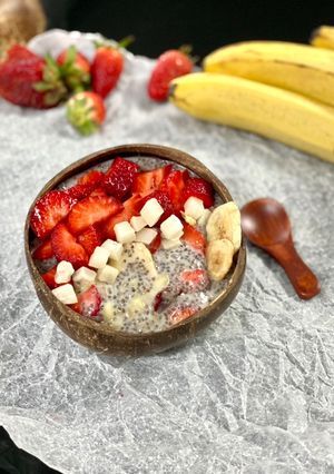 Une photo de "Petit Dej tout cru" au Graines de Chia & fraises