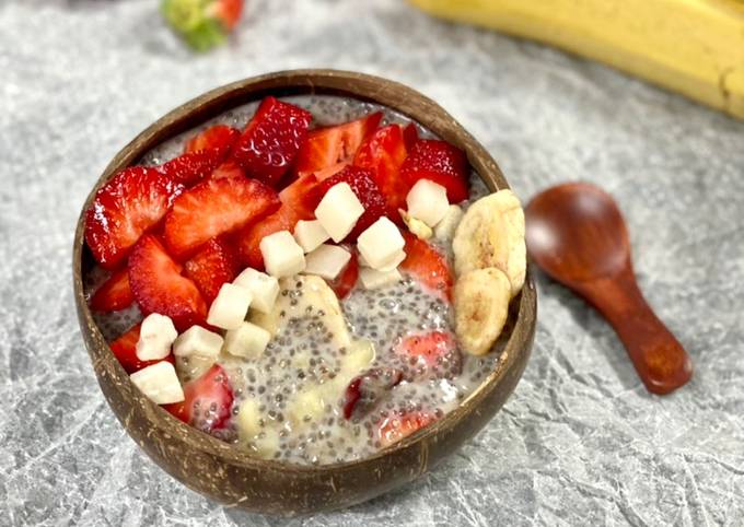 "Petit Dej tout cru" au Graines de Chia & fraises