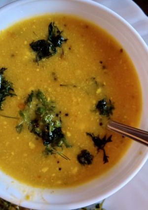 A picture of Besan Kadhi.